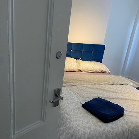 Marvellous Room 2 Stoke-on-Trent Eksteriør bilde