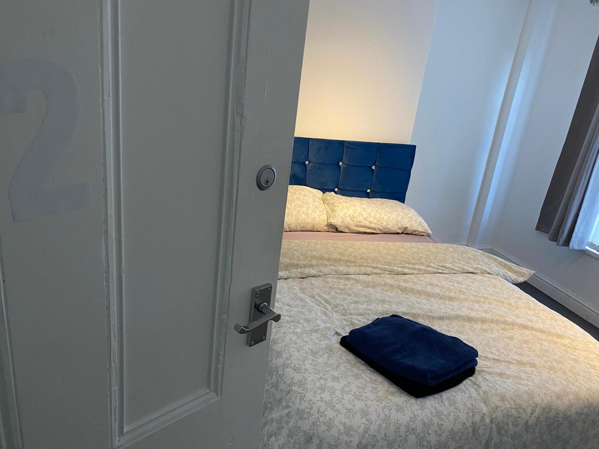 Marvellous Room 2 Stoke-on-Trent Eksteriør bilde